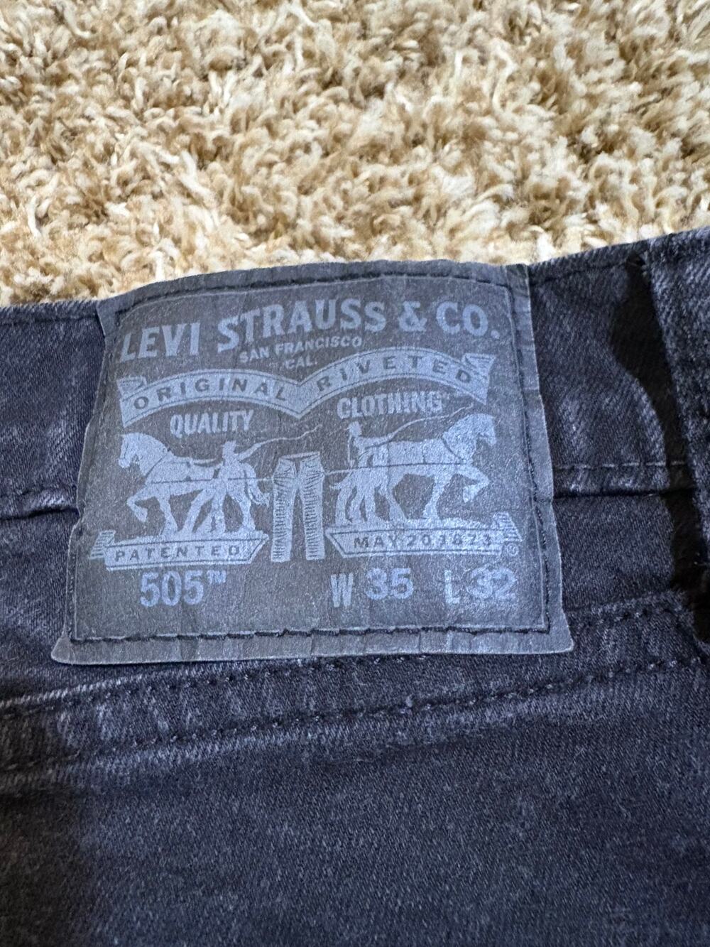 Levi's 505 Regular Fit Denim Jeans Size 35x32 Black